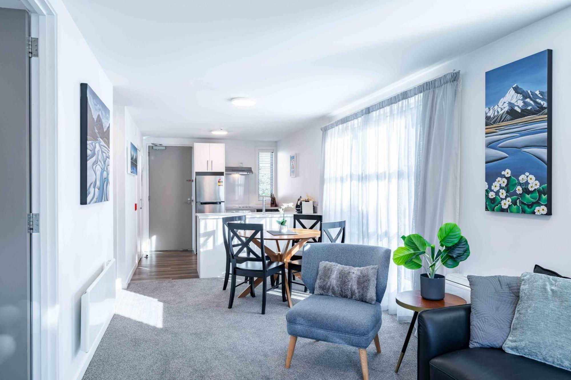 Central Luxury Apartment 114 Wanaka Exterior photo